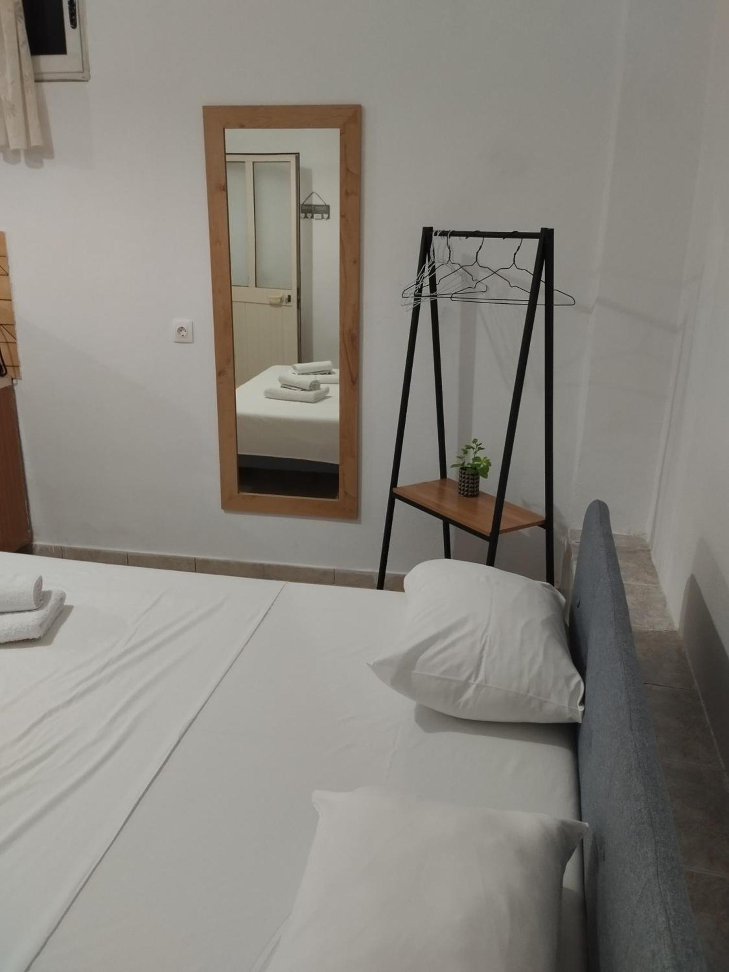 Dim'S Villas Qeparo Rom bilde